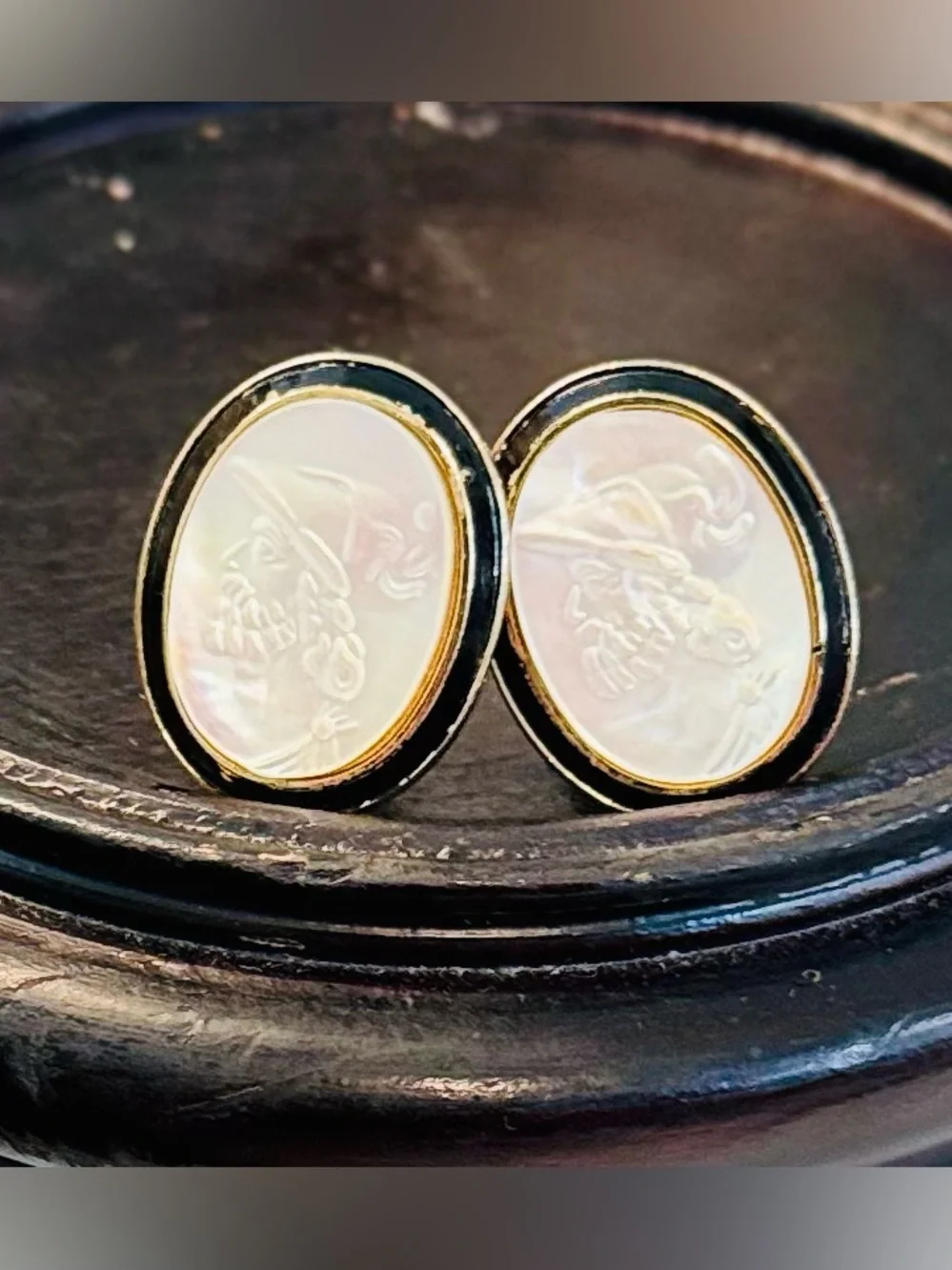 Vintage SWANK Mother of Pearl Greek Soldier Cameo Cufflinks